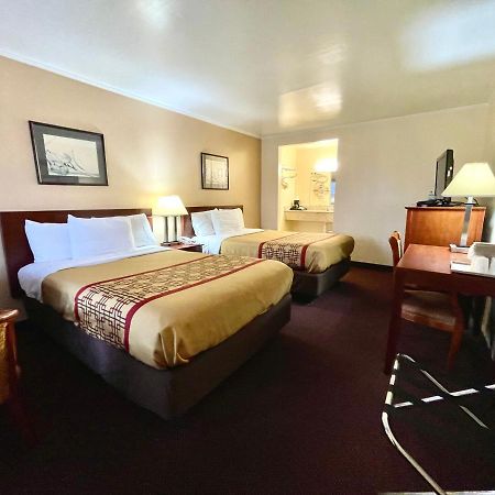 Passport Inn Somers Point - Somers Point Zewnętrze zdjęcie